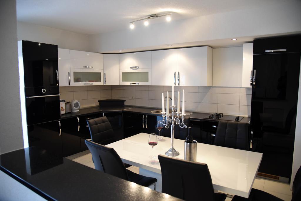 Apartment Mario Livno Bagian luar foto
